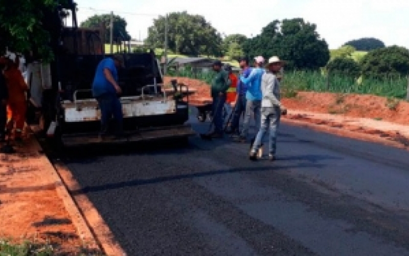 Prefeitura conclui trabalhos de pavimentação em vias de Piquerobi